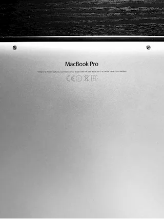 Vendo MacBook Pro 15 pollici Marca Apple - Anteprima 6
