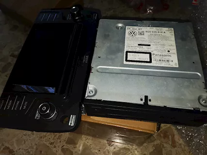 Autoradio originale golf 7 + lettore unità + cornice