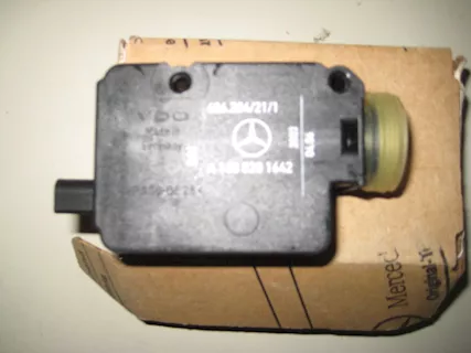 Motorino Sportello Carburante Mercedes W163