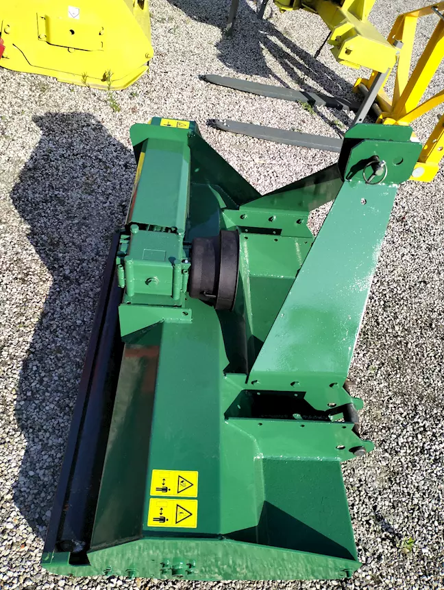 Foto 6Trattorino Grillo 18 CV diesel