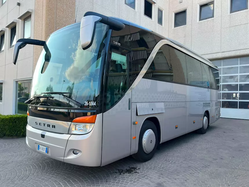 Foto 2S 411 HD EURO V Marca Setra, anno 07, cambio: manuale