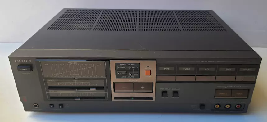 Amplificatore Sony TA-AX520 (1), in buone condizioni