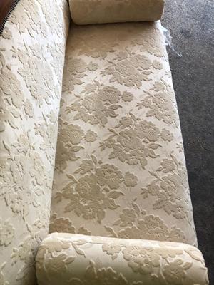 Divano nobile fine 1800 antiquariato restaurato