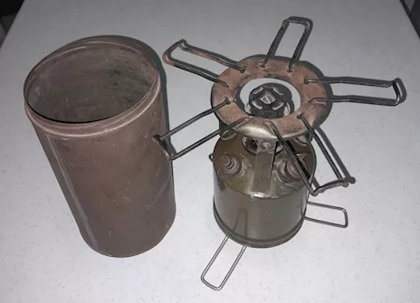 Fornello o stufa da campo a cherosene militare britannica de