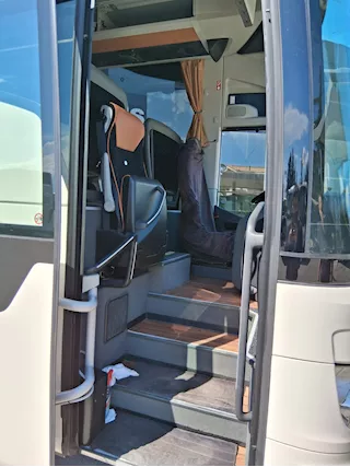 Mercedes Tourismo. Dicembre 2020 Km 138000 Euro 6, cambio automatico - Foto 4