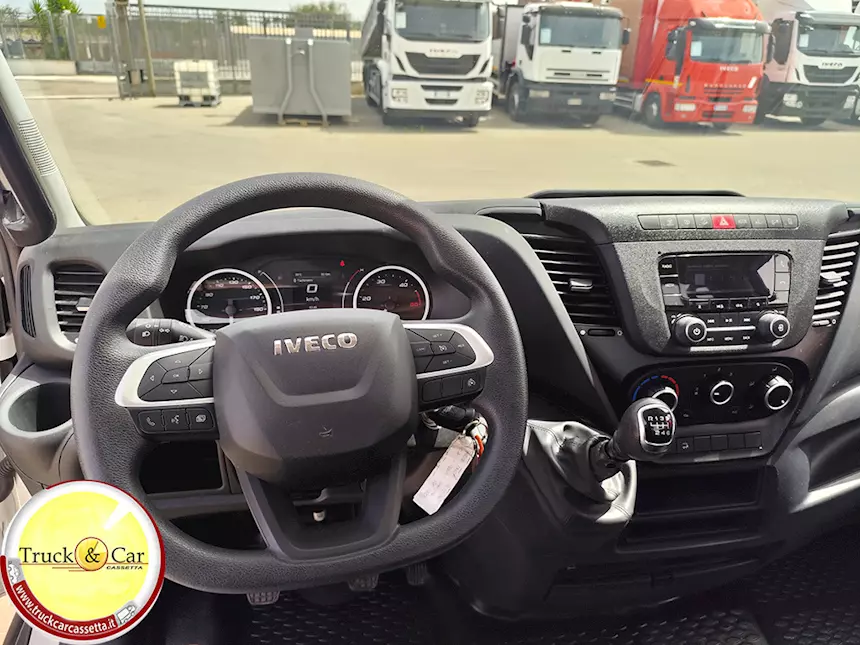 Foto 8Iveco Daily 35 C 14 - 2024 - Telaio con sponda Km 55473, colore esterno Bianco