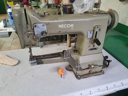 Macchina da cucire industriale Necchi 840-134