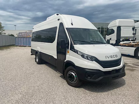 Iveco Minibus 19 posti 210 cavalli
