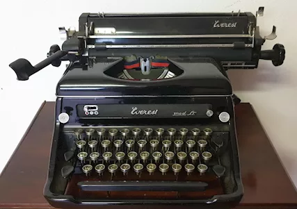Macchina da scrivere Everest S.T. da ufficio anni 30