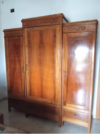 Armadio d'epoca