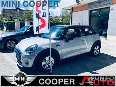 MINI Cooper 1.5 Cooper Hype STEPTRONIC - EURO 6C Anno 2018, cambio: automatico - Foto 3