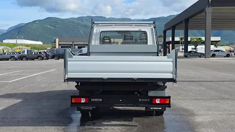 Iveco Daily 35C18 passo 3000, cilindrata 3000, 180 CV, casso, cassone ribaltabile - Anteprima 7