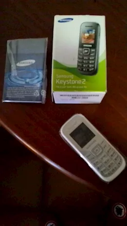 Telefonino vintage Samsung e Motorola