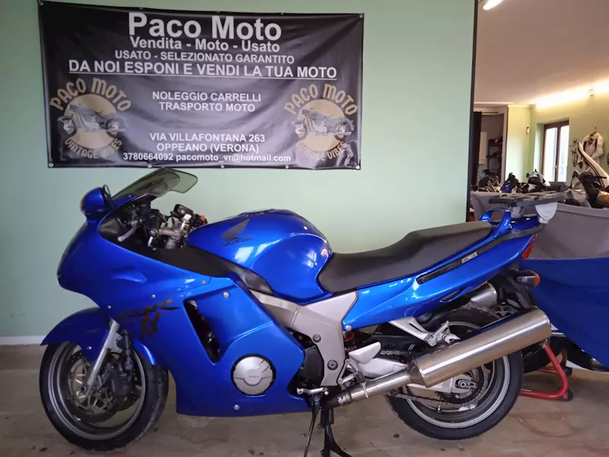CBR 1100 XX