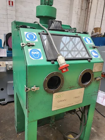 Sabbiatrice Technoser modello Aria Compressa