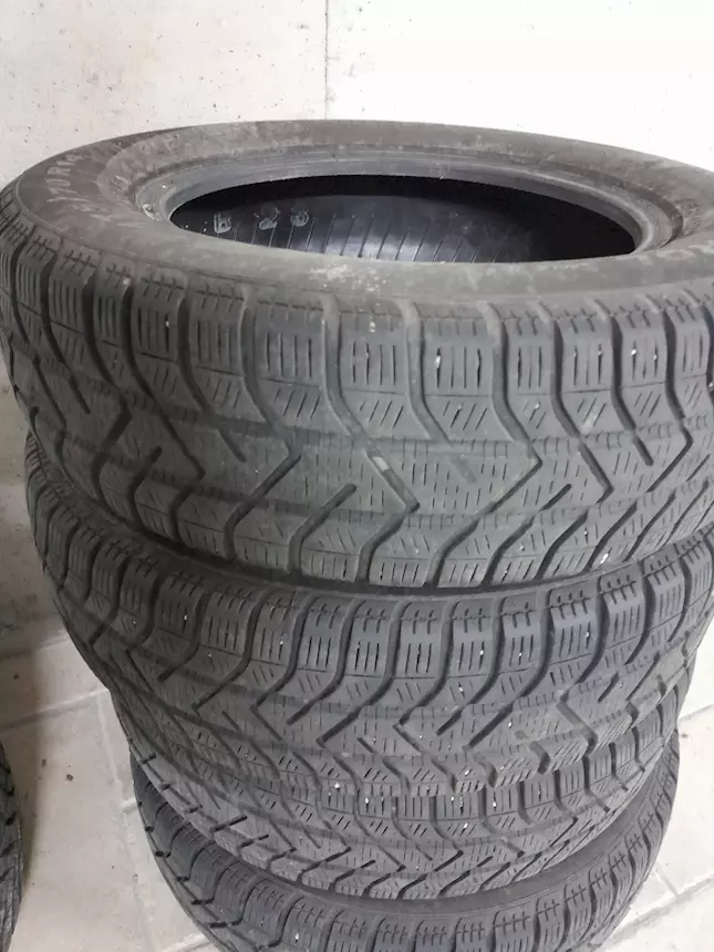 Pneumatici Pirelli Snow Control