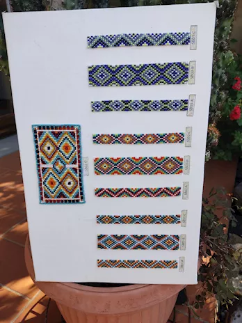 Decorazioni con perline infilate - pezzi unici