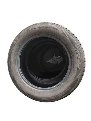 4 gomme all'90 %in perfetto stato 215/55/zr16 97W