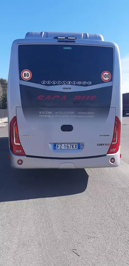 Foto 3AUTOBUS Euro 6 Marca IVECO 31 +1+1 CUBBY Anno 2020 Km 21500