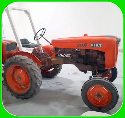 Trattore Agricolo Marca Fiat 211 R con Arco di Protezione Anno 1960 - Foto 4