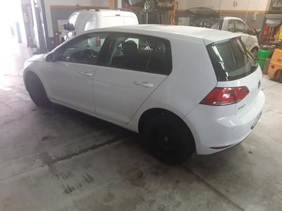 Volkswagne Golf 7 1.6 Anno 2014 Km 179000 Berlina, unico proprietario - Foto 4