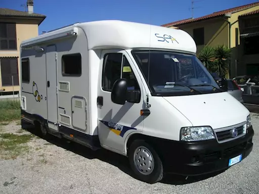 Camper semintegrale Sea Dinghi 8