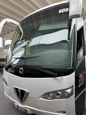 Vendo Irisbus Noge Touring Marca Iveco - Anteprima 2