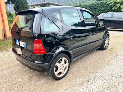 Mercedes A190 benzina cambio automatico Classe A Anno 2000, in buone condizioni - Foto 4