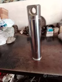 Stelo con diametro 70 mm per pistoni di trattori Same Explor