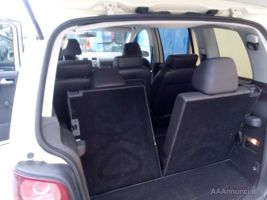Volkswagen Touran 77Kw Anno 2009 Km 270000 Monovolume, cambio automatico - Foto 3