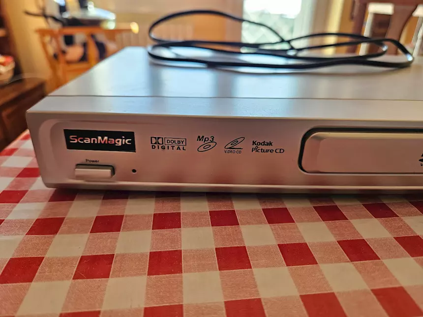 Foto 4Lettore DVD Mustek Scanmagic V300