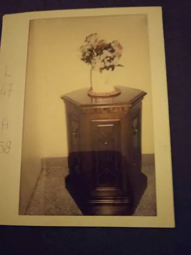 Tavolino in Noce da Salotto D'Epoca