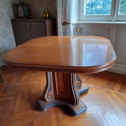 Tavolo in stile
