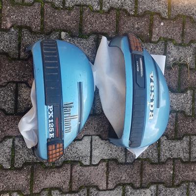 Vespa 125 chiappe laterali