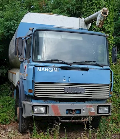 Iveco 190-26, cisterna mangimi Anno 1980 Km 315000 - Anteprima 5