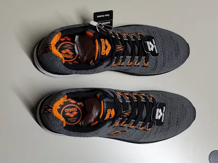 Scarpe sportive Arena n. 45 - nuove mai indossate - Foto 2