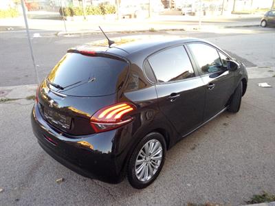 Peugeot 208 1.5HDI 100CV Signature Anno 2019 Km 79000 Diesel, cerchi in lega - Foto 4