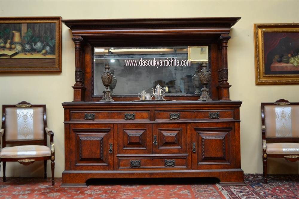 Antica credenza doppio corpo con specchio XX secolo, in buone condizioni