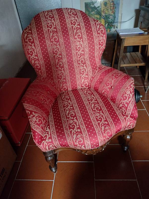 Poltrona antica, usata