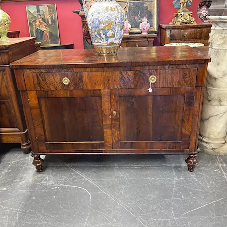 Antica credenza servante Carlo X in noce lastronata