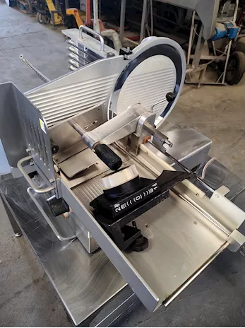 Taglierina affettatrice automatica Graef VA-400, anno 2005 - Anteprima 2