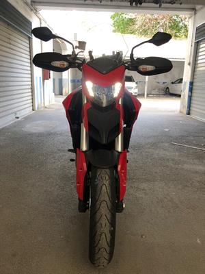 Ducati Hyperstrada 821 - Foto 2