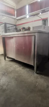 Banco-Tavolo Acciaio armadiato con alzatina 130x70