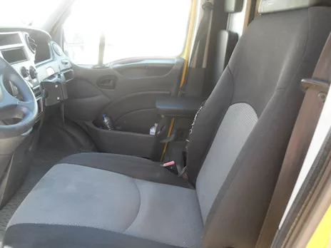 IVECO DAILY 35S11 Autonegozio Km 70000, in ottime condizioni - Anteprima 8