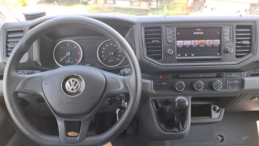 Foto 7Volkswagen Crafter 4X4 - Furgone 6 Posti, passo medio, tetto alto