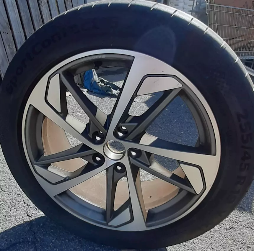 CERCHI IN LEGA 19 AUDI IN TITANIO, prezzo leggermente trattabile - Foto 2