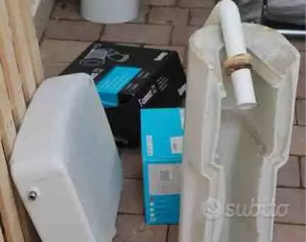 Sanitari bagno, in buone condizioni