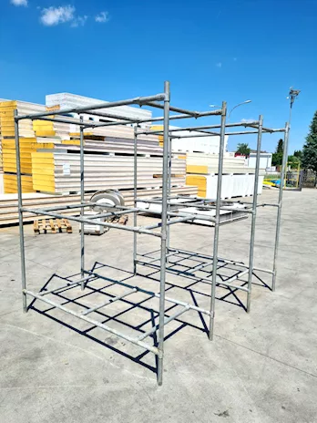 2 scaffali porta salami zincati usati