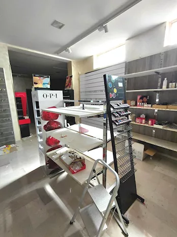 Isola dogata 53808