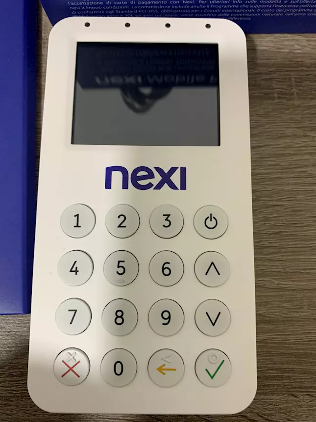 Nexi Mobile POS Pago bancomat lettore carte